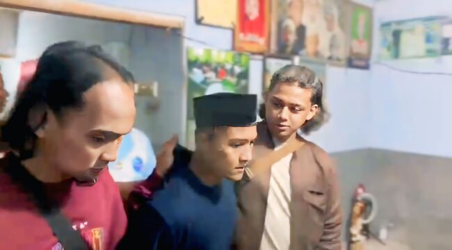 MALING: Miftahul Sudur pasca ditangkap anggota Polres Probolinggo atas dugaan pencurian kendaraan bermotor. (foto: Bag. Humas Polres Probolinggo).