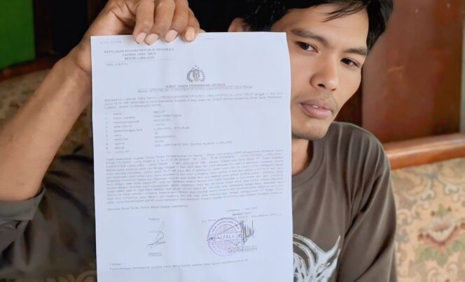 
					Satuan Polisi Pamong Praja (Satpol PP) Kabupaten Lumajang membantah tuduhan mengeroyok seorang pedagang es krim (Foto: Istimewa)