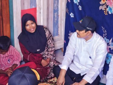 Menteri Sosial Saifullah Yusuf (Gus Ipul) saat meninjau langsung kondisi rumah calon siswa Sekolah Rakyat di Kota Pasuruan.
