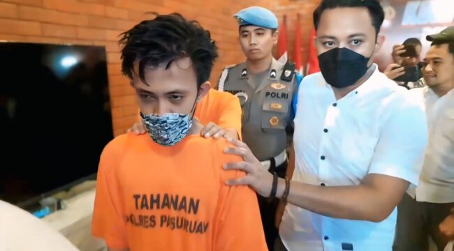ZA, warga Purwodadi, Kabupaten Pasuruan diamankan polisi. 