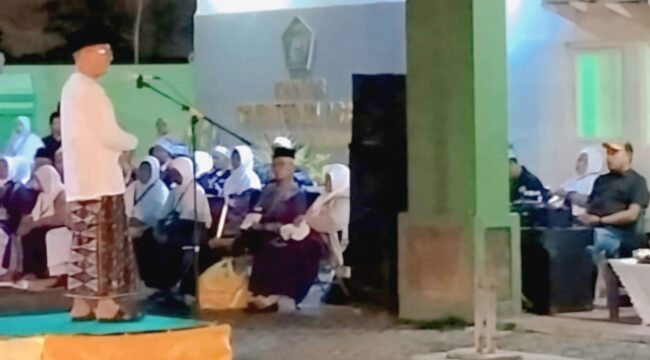 Calon Jamaah Haji asal Pasuruan bersiap berangkat. 