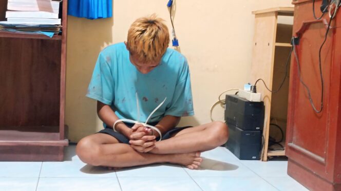
					Hamdan, Pria mabuk dan menyabet korban dengan senjata tajam.