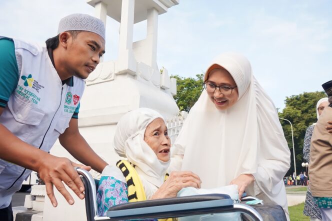 
					Istimewa.