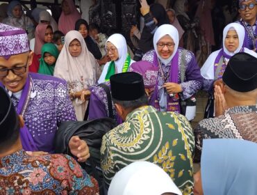 Sebanyak 27 CJH Lumajang diberangkatkan mendadak. (Foto: Asmadi)