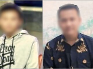 TEWAS: Dua korban yang tewas pasca pesta miras di rumah Kades Temenggungan, Krejengan, Probolinggo. (foto: Ali Ya'lu).