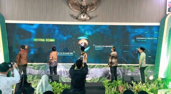 LAUNCHING: Bupati Probolinggo, Gus Haris (tengah) memimpin launching tiga satgas prioritas untuk mempercepat pembangunan di Kabupaten Probolinggo. (Fofo: istimewa) 