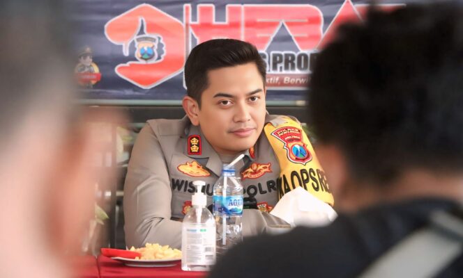 
					Kapolres Probolinggo, AKBP Wisnu Wardana  dimutasi sebagai Kepala Bagian Pengawasan Penyidikan Direktorat Reserse Kriminal Khusus (Kabagwassidik Ditreskrimsus) Polda Metro Jaya. (Foto: dokumen pribadi).