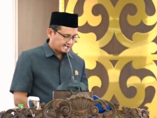 Arif Wijayanto mendesak Water Park KWT di Wonorejo dan Wisata Selokambang dievaluasi.