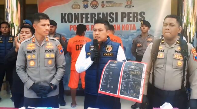 Polisi rilis kasus pengiriman calon tenaga kerja Indonesia (TKI) ilegal ke Malaysia.
