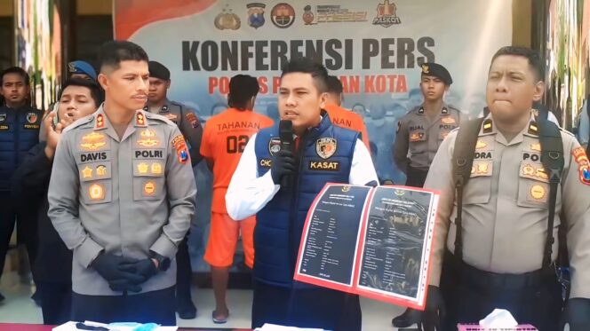 
					Polisi rilis kasus pengiriman calon tenaga kerja Indonesia (TKI) ilegal ke Malaysia.