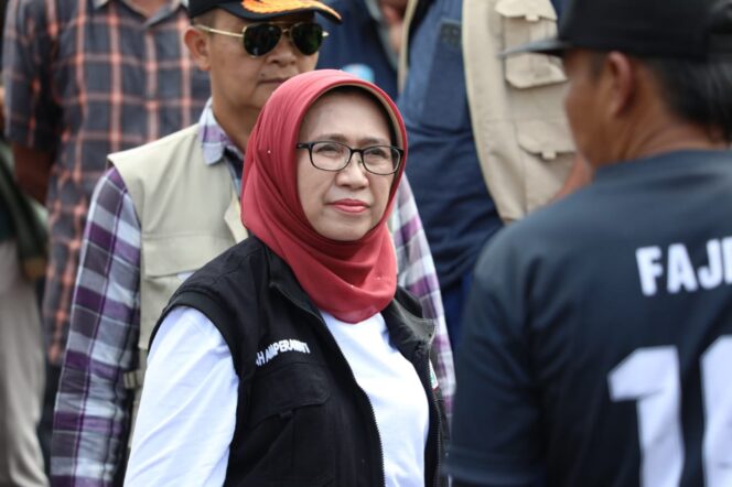
					Bupati Lumajang, Indah Amperawati.