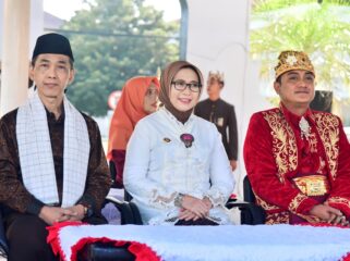 Bupati Lumajang, Indah Amperawati telah mewujudkan janji-janji politik yang telah disampaikan saat kampanye (Foto: Asmadi).
