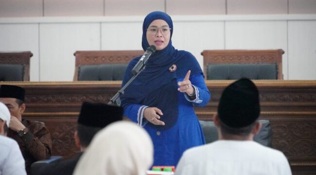 Ketua DPRD Lumajang, Oktagiani (Foto: Asmadi).