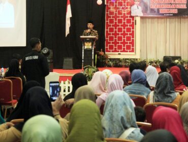 Walikota Pasuruan, Adi Wibowo saat membuka sosialisasi Program Sekolah Rakyat.