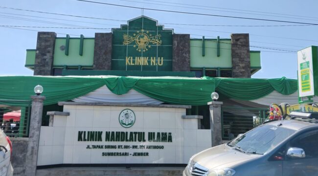 DIBUKA: Gedung Klinik Nahdlatul Ulama (NU) Jember akhirnya resmi dibuka setelah 3 tahun mangkrak. (foto: M. Abd. Rozak Mubarok).
