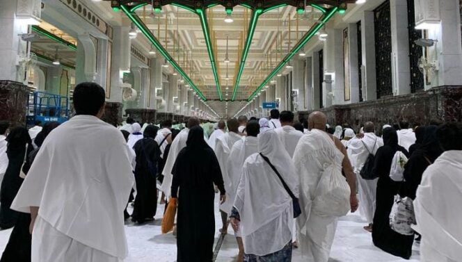 
					Ilustrasi Jamaah haji yang sedang menunaikan ibadah di tanah suci, Mekkah, Arab Saudi. 