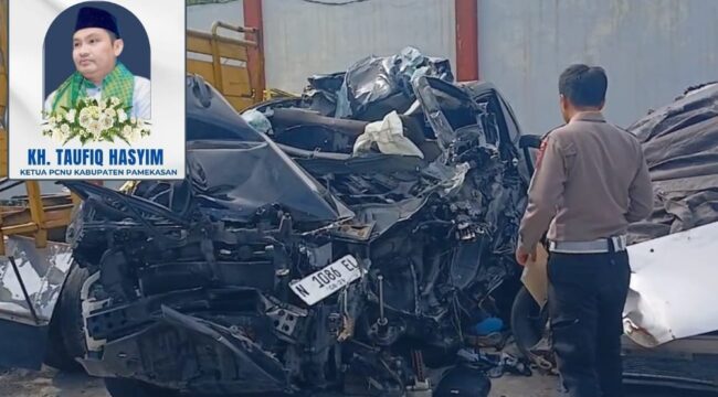 LAKA: Kondisi Innova Zenix ringsek pasca terlibat kecelakaan di Tol Paspro, Sabtu dini hari (14/6/25). Insert: Ketua PCNU Pamekasan, KH. Taufik Hasyim. (foto: Hafiz Rozani)