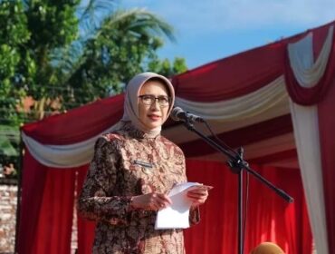 Bupati Lumajang, Indah Amperawati menyiapkan seleksi direktur BUMD melalui seleksi. (Foto: Asmadi)