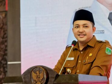 Bupati Pasuruan, Rusdi Sutejo.