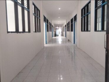 Kondisi ruang kelas di bangunan eks Komplek Perkantoran Pemkab Pasuruan yang kini direnovasi menjadi Sekolah Rakyat. 