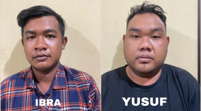 DITANGKAP: Dua pria pelaku pembacokan dan penganiyayaan di di Kos Mayangan, Kota Probolinggo, yang ditangkap polisi. (Fofo: Hafiz Rozani)