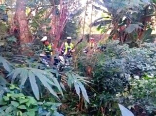Hindari razia polisi, motor disembunyikan di semak-semak.  (Foto: Istimewa)