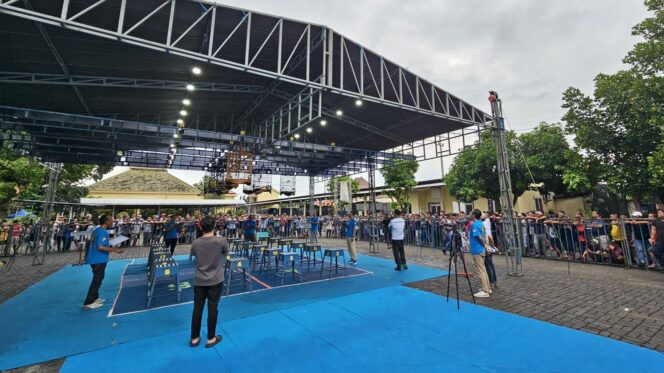 
					MERIAH: Suasana keramaian Lomba Burung Berkicau Kapolres Cup 2025 di Probolinggo. (Foto: Bag. Humas Polres Probolinggo).