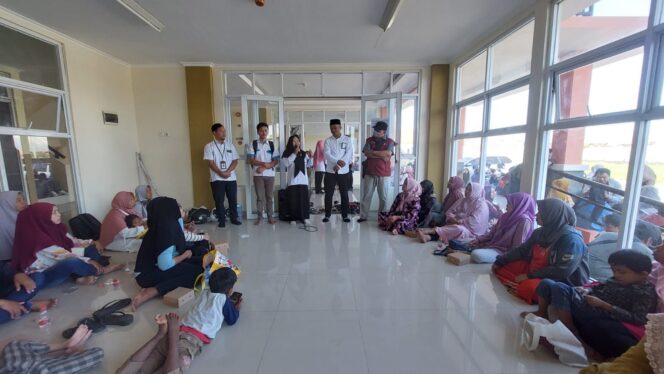 
					DIKENALKAN: Pengenalan Rekolah Rakyat oleh Dinsos Kota Probolinggo ke wali murid. (foto: Hafiz Rozani)