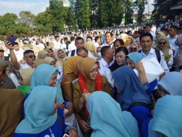 Apel pagi yang di ikuti oleh 4.273 di Alun-alun Lumajang (Foto: Asmadi).
