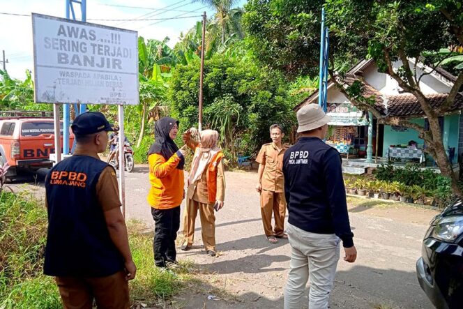 
					Mitigasi bencana tak bisa berdiri sendiri. Rambu hanyalah salah satu bagian dari ekosistem yang lebih besar yang mencakup edukasi, infrastruktur, pemetaan risiko, dan teknologi (Foto: Kominfo).