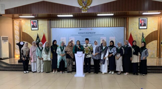 LAUNCHING: Launching program PENA KOHATI yang dilakukan oleh Kohati HMI Cabang Jember 2025-2026, di Aula PB Sudirman, Pemkab Jember, Selasa, (15/7/25) siang. (foto: M. Abd. Rozaq Mubarok).
