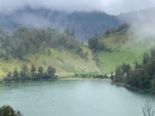 Balai Besar Taman Nasional Bromo Tengger Semeru (TNBTS) resmi menutup jalur pendakian Gunung Semeru, 17-26 Agustus 2025 (Foto: Asmadi).