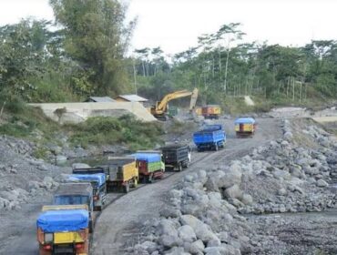 Salah satu lokasi tambang pasir dan batu (sirtu) di Lumajang. (Foto: Istimewa).
