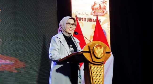Bupati Lumajang, Indah Amperawati.