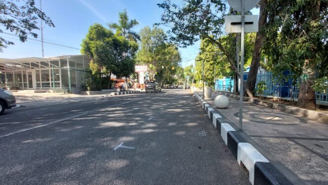 
					Jalan Suroyo Kota Probolinggo yang akan digunakan sebagai tempat even Car Free Day. (foto: Hafiz Rozani).