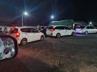 Kelangkaan bahan bakar minyak (BBM) di Kabupaten Jember sejak beberapa hari terakhir juga terjadi di Lumajang.  (Foto: Asmadi)