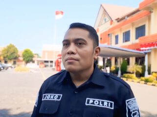 Kasi Humas Polres Pasuruan, Iptu Joko Suseno saat memberikan keterangan kepada wartawan terkait hasil pemeriksaan kejiwaan Moh. Afandi.