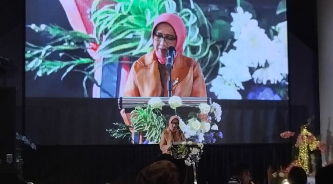 Bupati Lumajang saat memberikan sambutan di Aston Inn Lumajang. (Foto: Asmadi)