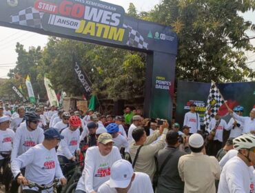 Ribuan peserta mengikuti Gowes Ansor Jatim.