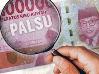 Ilustrasi uang palsu alias upal.