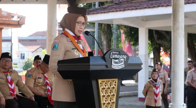 Bupati Indah Amperawati membagikan kisah inspiratif masa kecilnya yang dibentuk melalui dunia kepramukaan.
