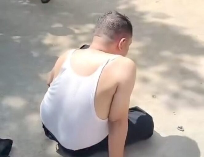 
					Pelaku yang diduga menipu warga dengan janji bisa mencairkan bansos. (Foto: tangkapan layar).
