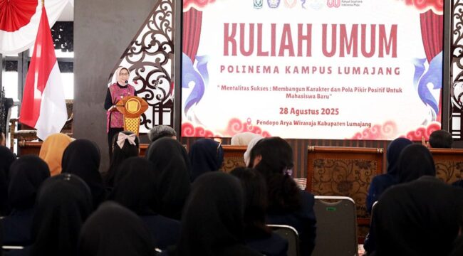 Penerimaan mahasiswa baru perdana Polinema di Pendopo Arya Wiraraha,  Lumajang. (Foto: Istimewa)
