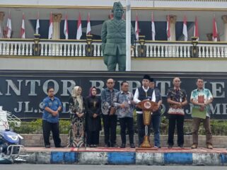 PEDULI: Bupati Jember, Muhammad Fawait, saat acara penyampian Pro Gus'e Update, Kamis (28/8/25) sore. (Foto: M. Abd Rozaq Mubarok).