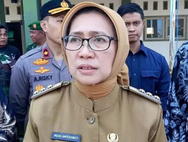 Bupati Lumajang, Indah Amperawati, yang akrab disapa Bunda Indah, menegaskan pemerintah daerah akan mempercepat perbaikan infrastruktur sekolah.