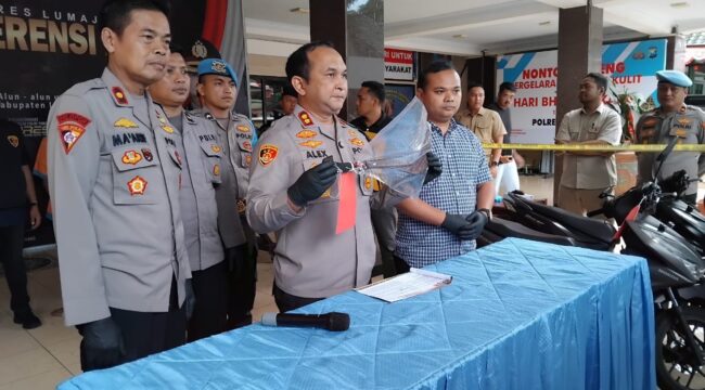 Pers rilis soal kekerasan yang terjadi di Kota Lumajang (Foto: Asmadi).
