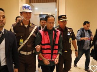 DITAHAN: Mantan Mendikbudristek, Nadiem Makarim, pasca ditetapkan sebagai tersangka oleh Kejaksaan Agung dalam perkara pengadaan laptop. (foto: istimewa).