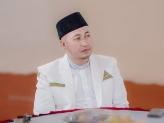 POTENSIAL: KH. Hafidzul Hakiem Noer atau Gus Hafid, kiai muda sejuta potensi yang diharapkan jadi nakhoda baru PCNU Kota Kraksaan, Probolinggo. (Foto: IG: hafidhakiem)