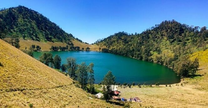 
					Ranu Kumbolo di kawasan konservasi Taman Nasional Bromo Tengger Semeru (TNBTS). (Foto: Asmadi)
