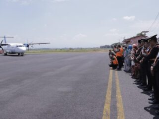 DITUNDA: Setelah soft launching Bandara Notohadinegoro Jember pada 17 Agustus 2025 lalu, penerbangan perdana tak kunjung terlaksana. (Foto: Istimewa).